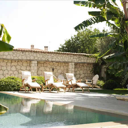 Morro 게스트하우스 4*